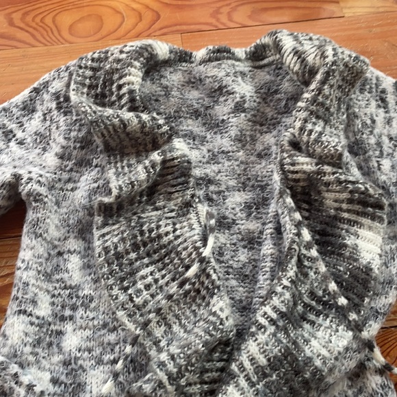 Alpaca Wool Tie-Up Sweater - Picture 2 of 2